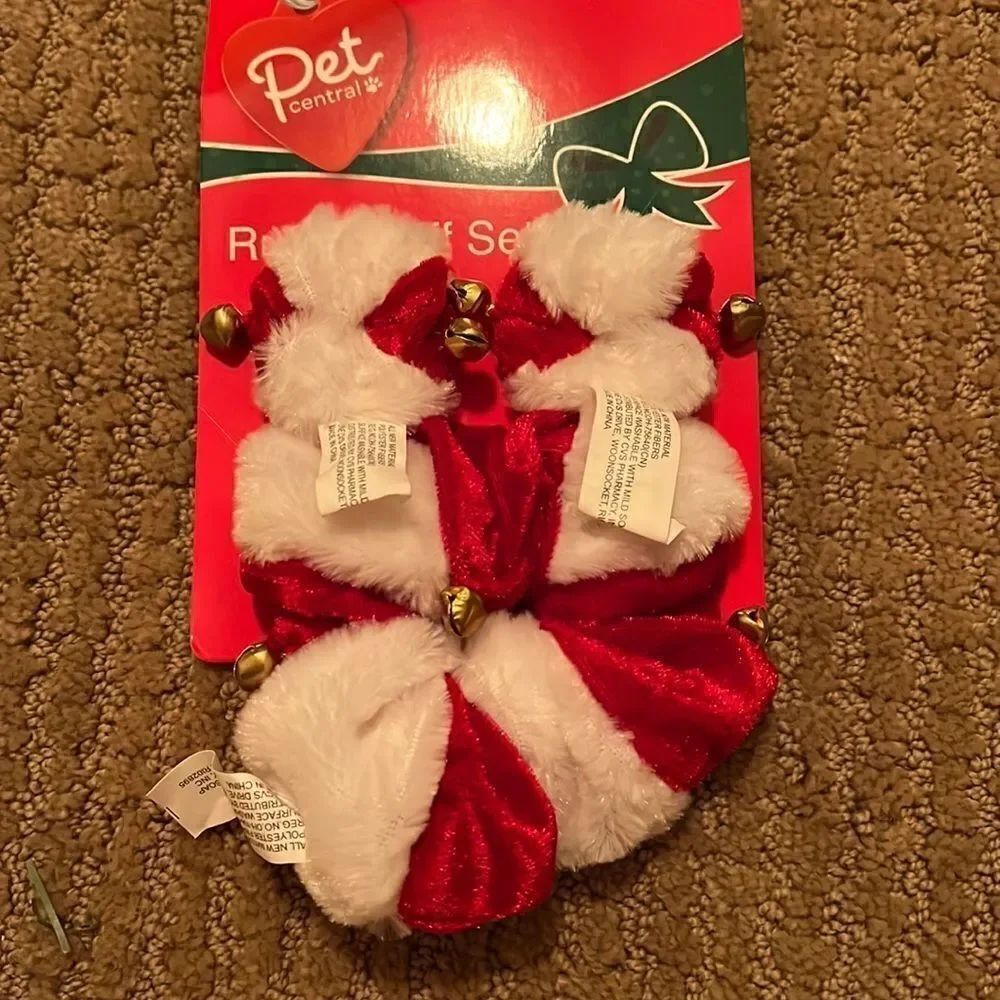 New Pet Ruff and Cuff Set